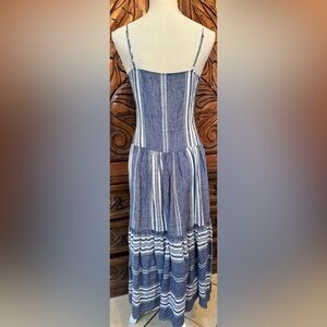 Ralph Lauren size 6 blue and white dress